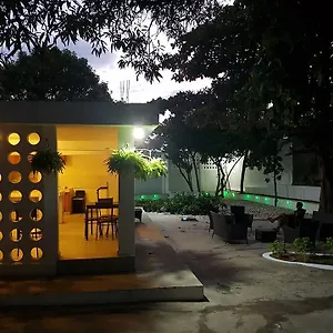 Guest house Trinity - Extended, Port-au-Prince